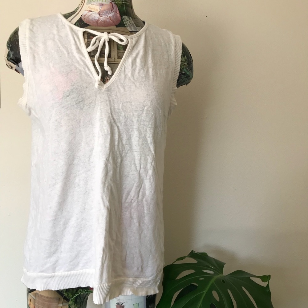 White tank